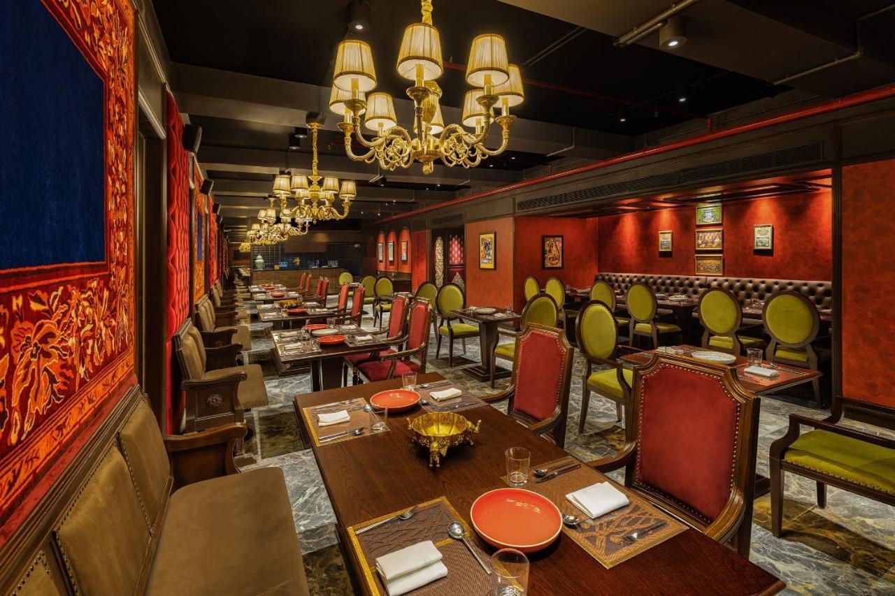 Hotel Hillock אחמדאבאד מראה חיצוני תמונה