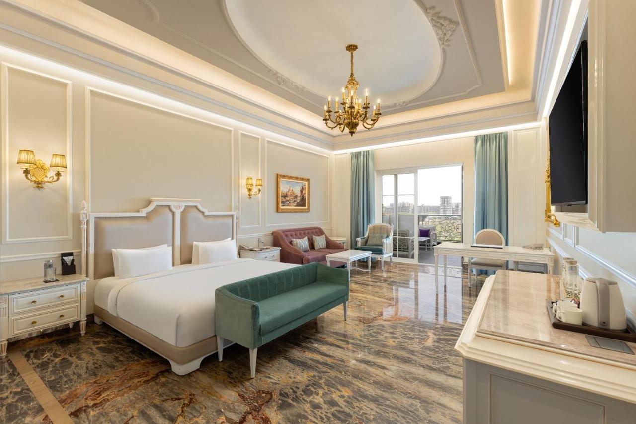 Hotel Hillock אחמדאבאד מראה חיצוני תמונה