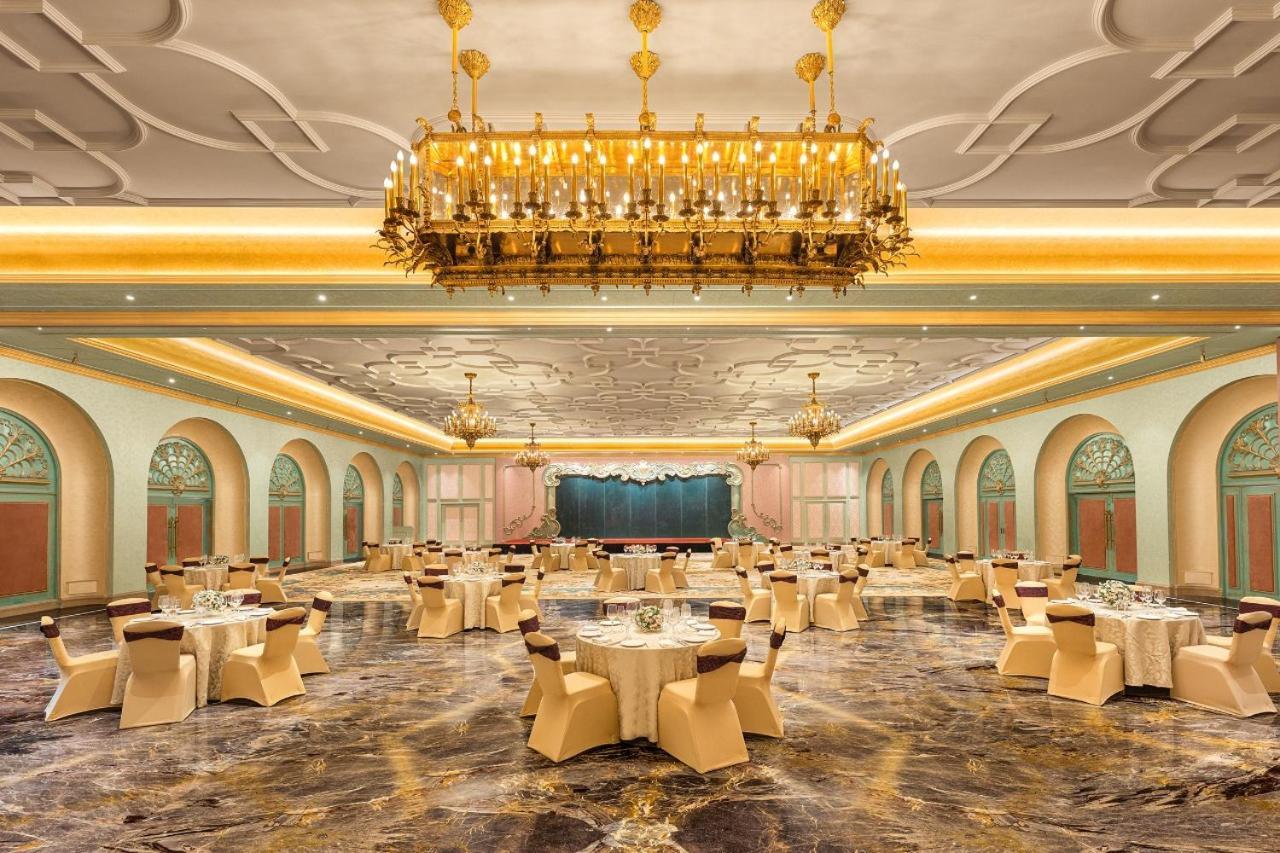 Hotel Hillock אחמדאבאד מראה חיצוני תמונה