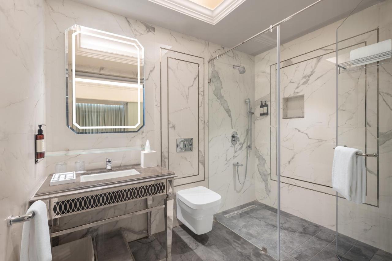 Hotel Hillock אחמדאבאד מראה חיצוני תמונה